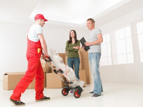 Transparent quote explanation for local moving jobs